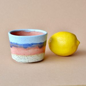 Kleines Keramikgefäss ø 9,5 cm, mit dreifarbiger Glasur